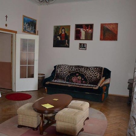 Mieszkanie Na Szpitalnej Lvov Exteriér fotografie